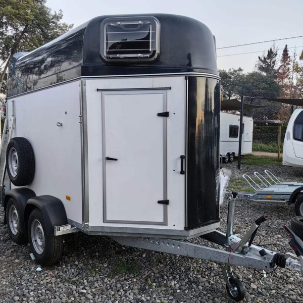 CARRO PRO 2 CABALLOS 2500KG EUROPEO 2027